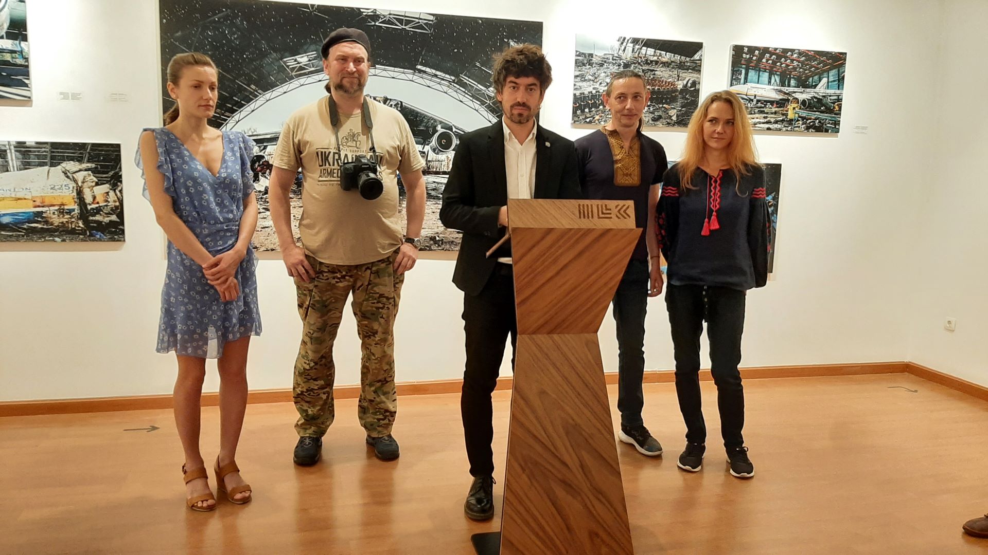 FOTO LAS HUELLAS – WEB
